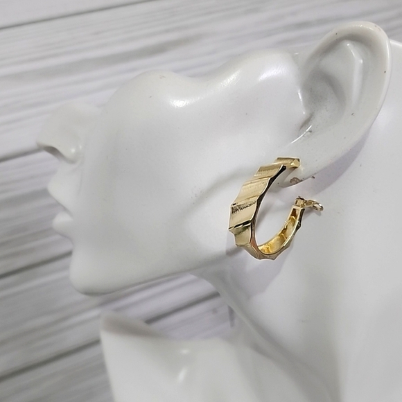 18k Gold Filled Chunky Oval Hoop Earrings New - Picture 3 of 8